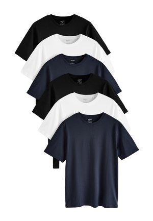 Fem kortärmade t-shirts i svart, vitt och marinblått. Tillverkade av mjukt bomullstyg med klassisk rund halsringning.