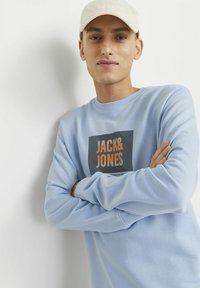 Jack & Jones LOGO - Mikina - chambray blue