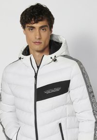 Koroshi PADDED  - Zimska jakna - crudo off white