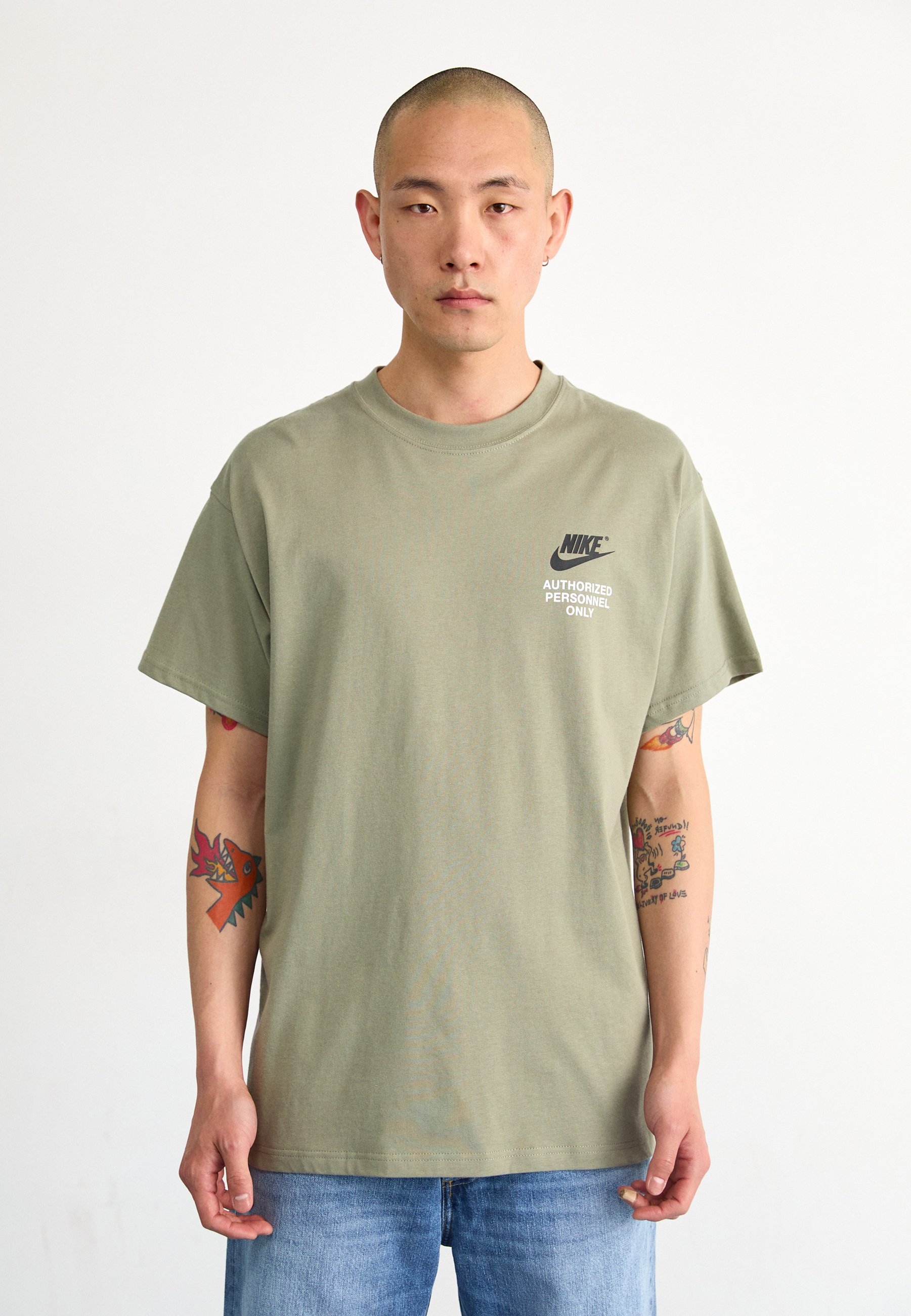 nike army print t shirt