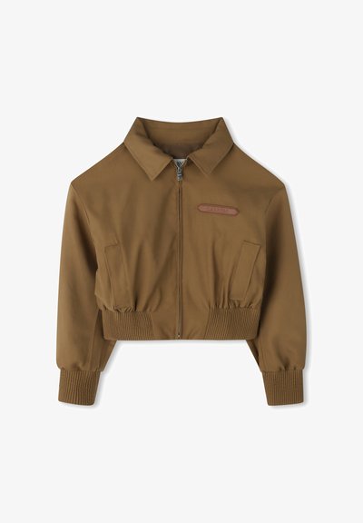 Geknipte bruine bomberjack met een ritssluiting, kraag, ribgebreide manchetten, zijzak en een leren label met "LANVIN" aan de voorkant.