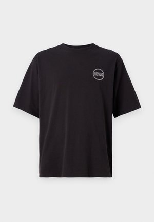 BOILER ROOM DIAMANTE LOGO UNISEX - Nyomott mintás póló - black
