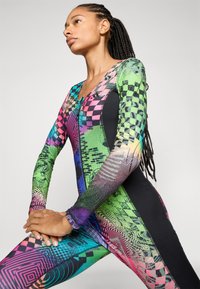 adidas Performance X JEREMY SCOTT PRIDE ONESIE - heldragt - acid yellow/semi lucid fuchsia/active purple