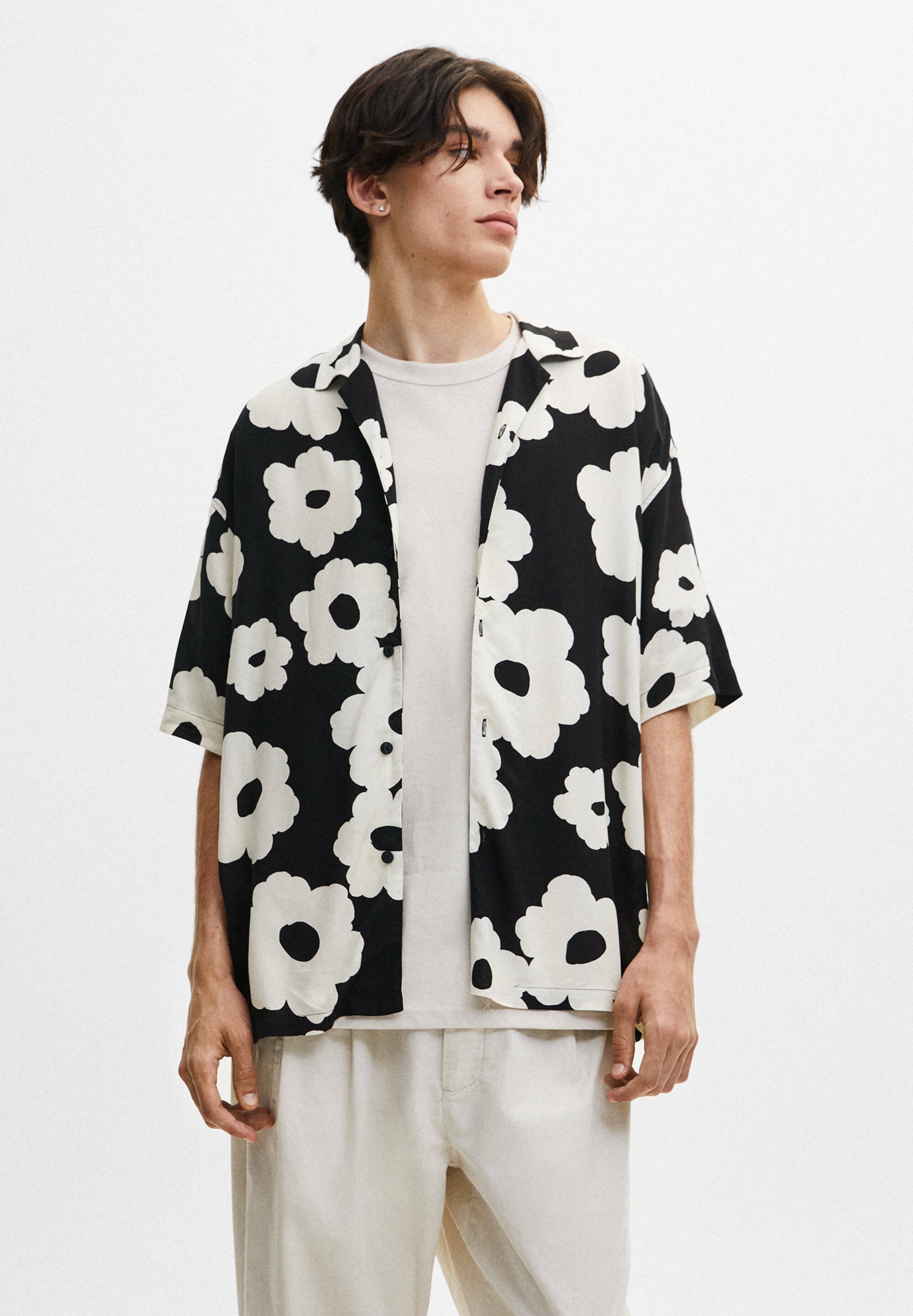 pull and bear floral shirt