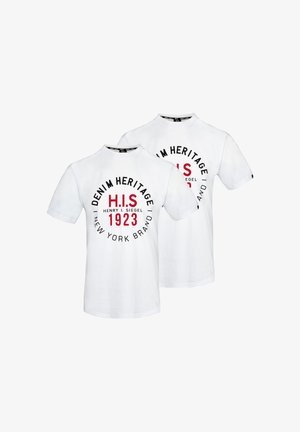 Camiseta de algodón blanca con un estampado gráfico redondo en negro y rojo. El texto incluye "HERENCIA DENIM", "H.I.S" y "1923". Mangas cortas.