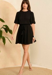 Love & Roses PUFF SLEEVE DOBBY  REGULAR FIT - Dienas kleita - black