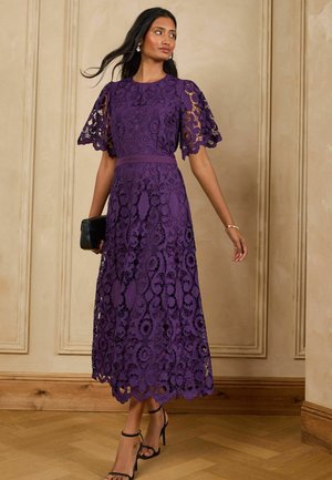 Love & Roses, Day dress - violet purple
