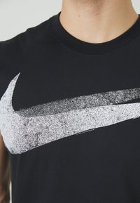 Nike Performance TEE - Μπλούζα - black