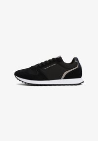 Seleccionado, black