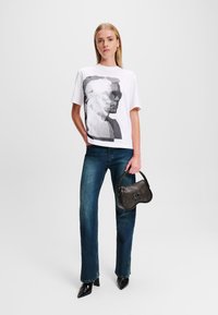 Karl Lagerfeld Jeans PRINT - Apdrukāts T-krekls - white