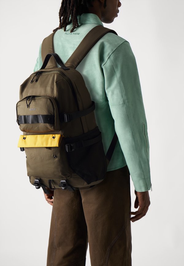 Tagesrucksack - nutria