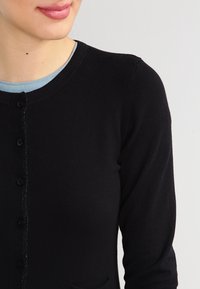 Sisley Cardigan - black
