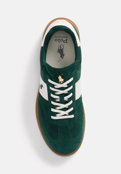 Polo Ralph Lauren HERITAGE AERA SUEDE SNEAKER UNISEX - Sapatilhas - forest/off white