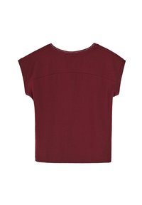 Bordowa bluzka z krótkim rękawem, okrągłym dekoltem i prostym wykończeniem. Wykonana z miękkiej tkaniny o gładkiej teksturze i minimalnych detalach wzorniczych.