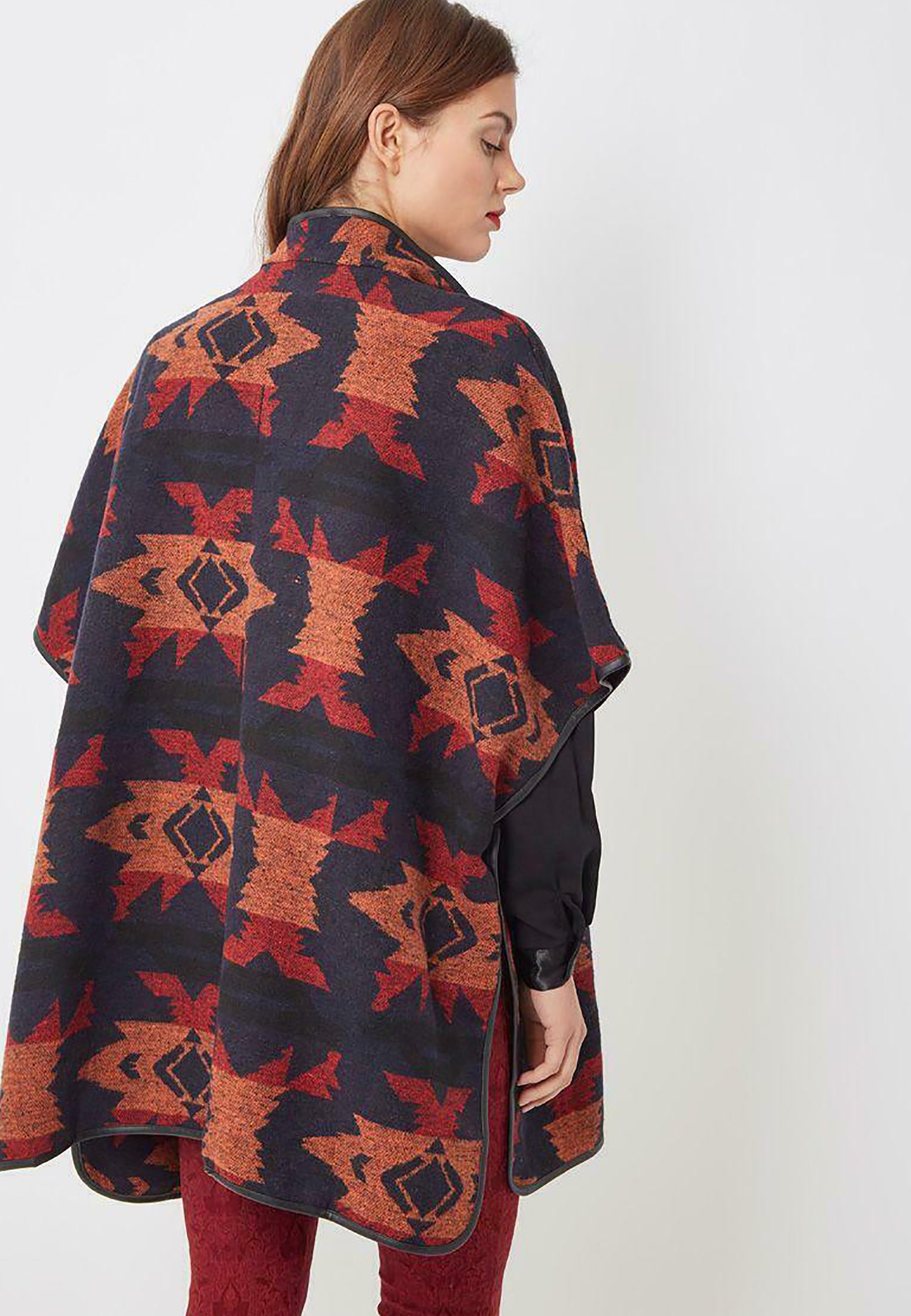 LOVE \u0026 MONEY ESTAMPADO ETNICO - Abrigo clásico - black/red/negro -  Zalando.es