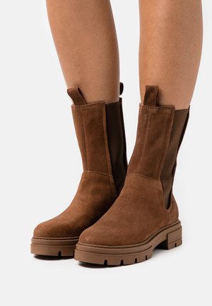 Platform boots - orzo