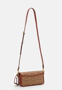 COACH SIGNATURE STUDIO BAGUETTE - Käsilaukku - tan/rust