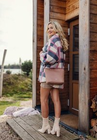 VUCH SABIN - Taška s příčným popruhem - brown