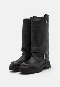 Steve Madden GODIVA - Stivali con plateau - black