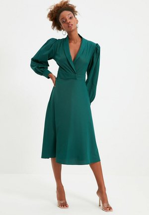 Vestido informal - green