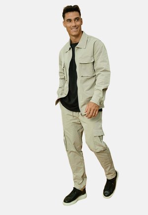 ENSEMBLE SET - Veste légère - beige