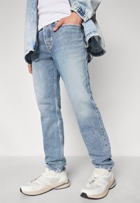Diesel Jeans Tapered Fit - blue denim