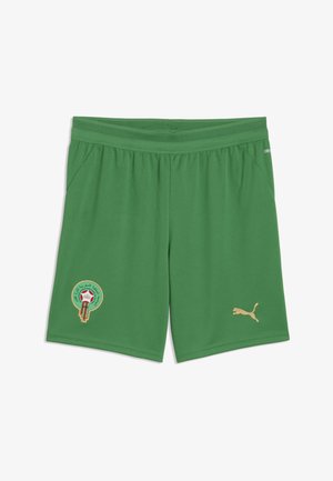 Shorts de sport verts avec ceinture élastique, logo de la Fédération marocaine de football sur la jambe gauche, et logo Puma doré sur la jambe droite.