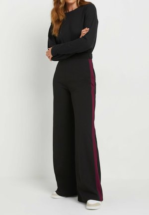 TALL SIDE STRIPE WIDE LEG  - Trousers - black