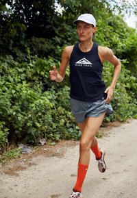 Nike Performance TRAIL TANK - Débardeur - black/photon dust