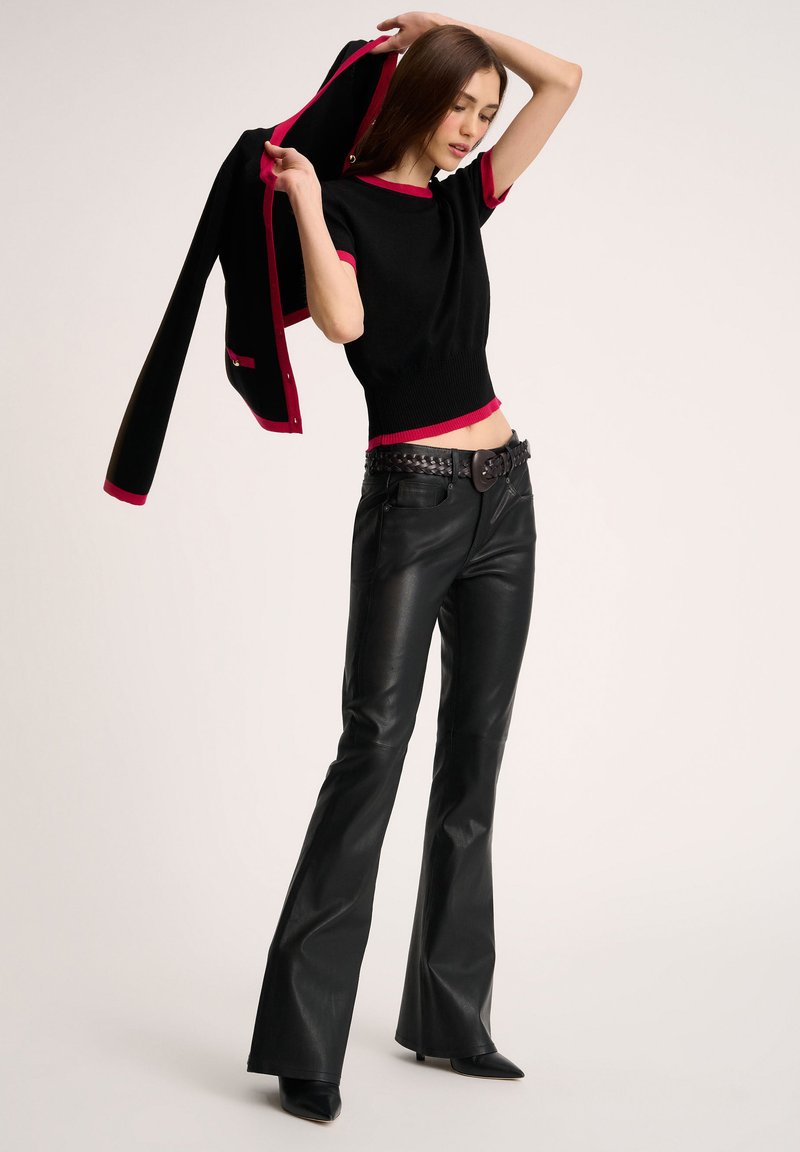 Luisa Spagnoli MATERIALE - Chaqueta de punto - nero fucsia