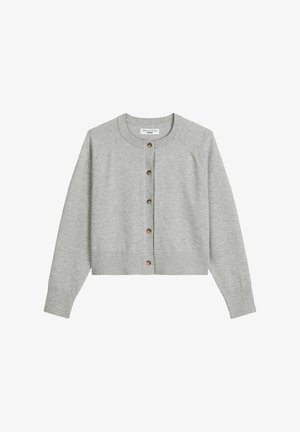 Cardigan grigio corto in morbido tessuto, con scollatura rotonda, maniche lunghe e chiusura anteriore con bottoni, composta da cinque bottoni tondi.