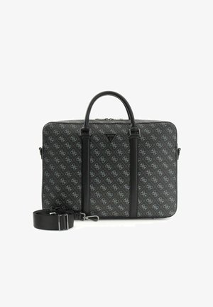 Zwart laptophoes met patroon en leren accenten, voorzien van dubbele handgrepen, afneembare riem en een logo-plaatje aan de voorkant.