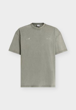 ARKK Copenhagen, ARKK LOGO BOXY TEE - T-Shirt print - khaki