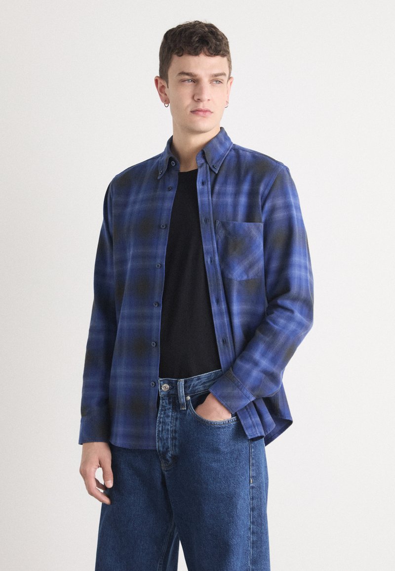 BOSS RICKERT - Srajca - open blue