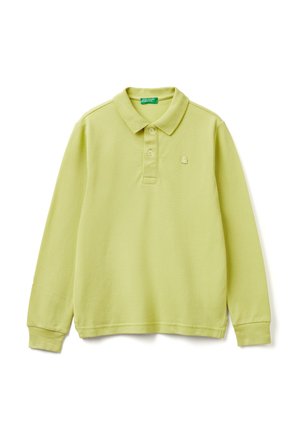 - Koszulka polo