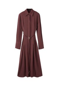 Abito camicia lungo bordeaux con maniche lunghe, chiusura a bottoni sul davanti, colletto e gonna plissè. Include una cintura con dettaglio in metallo dorato.