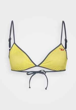 Geel driehoek bikini bovenstuk met grijze afwerking, verstelbare bandjes en een striksluiting in het midden. Heeft een klein rood logo aan de zijkant.