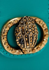 Kurt Geiger London CHELSEA turkusowy