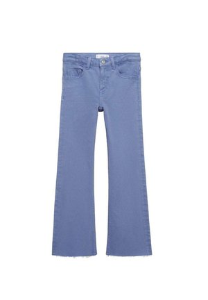 Lichtblauwe flare jeans van denim met een raw hem, voorzien van vijf zakken en een gulp met knoopsluiting.