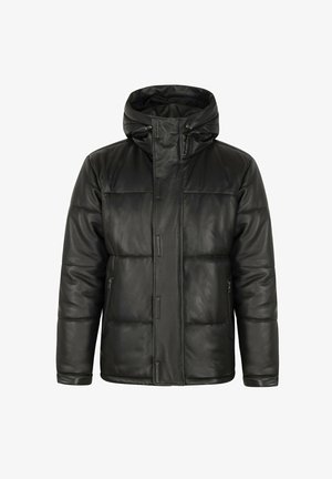 Veste noire rembourrée en cuir, dotée d'une capuche, d'une fermeture éclair à l'avant et de poches latérales zippées. Texture lisse et design structuré.