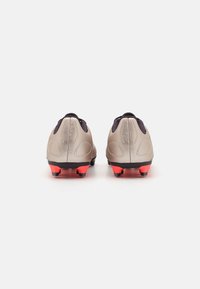 adidas Performance PREDATOR CLUB FXG UNISEX - Scarpe da calcio per terreni duri - platin metallic/aurora black/turbo