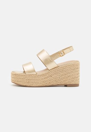 KEONI - Espadrile - champagne