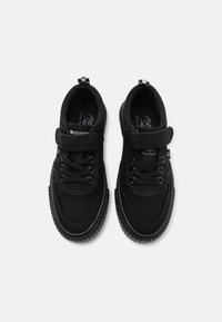 Yourturn Kids UNISEX - Športni copati - black