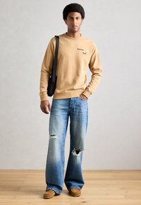 Scotch & Soda FRONT BACK ARTWORK - Sweatshirt - tannin