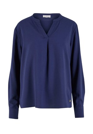 Blusa de manga larga azul marino con escote en pico, detalle de plegado en el frente y puños abotonados. Tejido suave con una textura lisa.