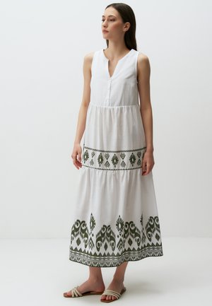 SLEEVELESS ETHNIC PATTERNED - Robe de jour - white