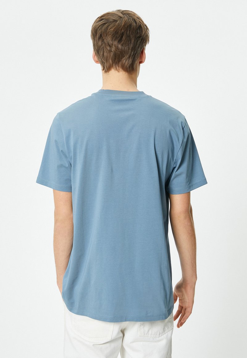 Koton T-Shirt Donna In Cotone Con Stampa Collage – Girocollo, Manica Corta, Taglia XL, Rosso