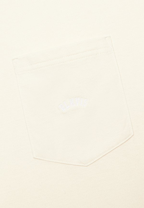 LOGO POCKET TEE UNISEX - Basic T-shirt4