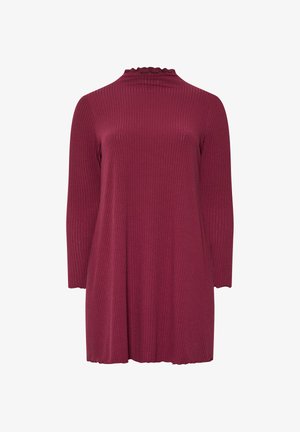 Ribbed burgundy mekko, jossa on pitkät hihat ja korkea kaulus, koristeellinen kaulussuunnittelu ja A-linjainen leikkaus. Pehmeä tekstiiliraeku.