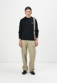 Jack & Jones PREMIUM JPRBLACHAD BRANDING CREW NECK - Camisola - black beauty